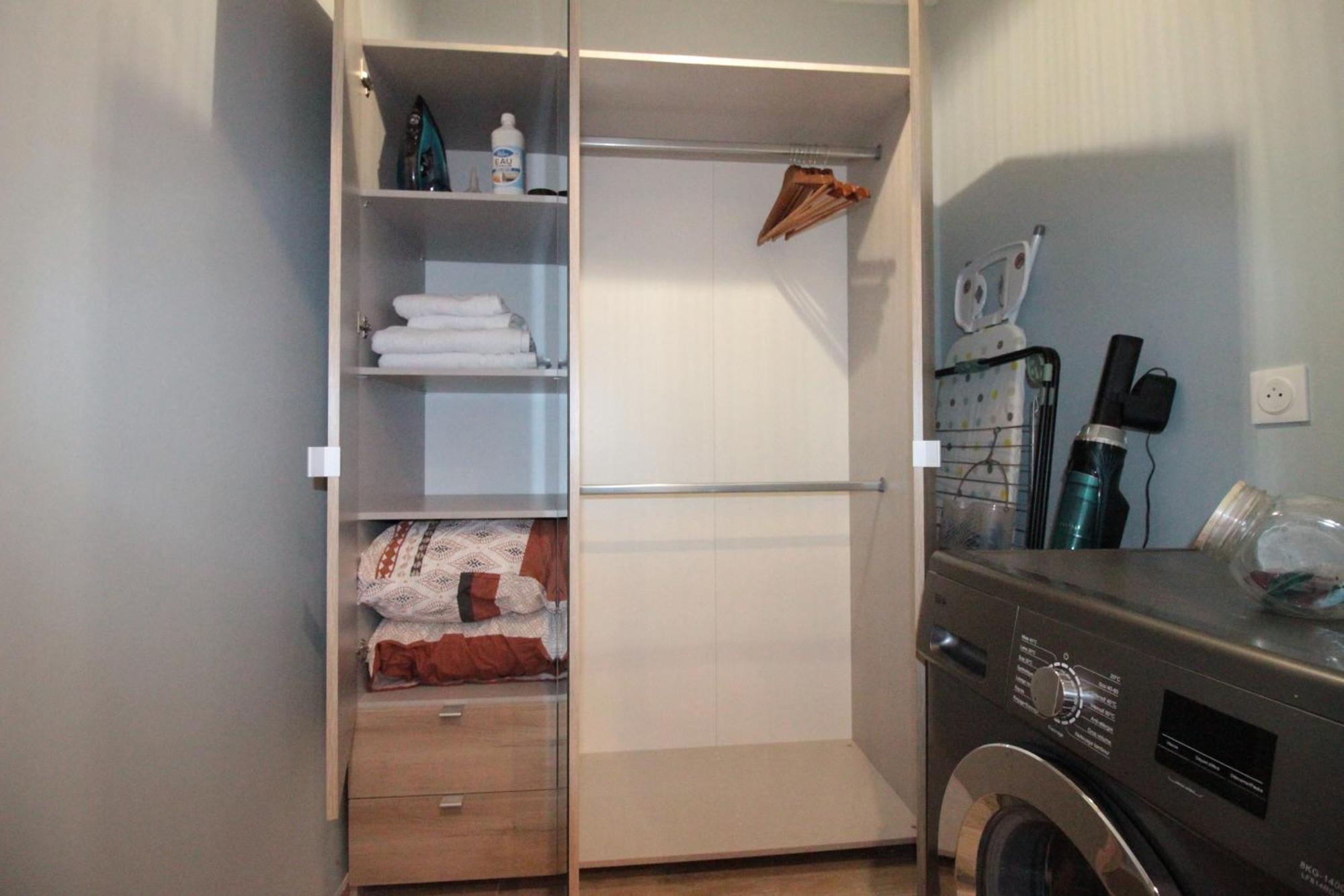 Luxury Studio, Rez De Chaussee, Parking Prive Video Surveillance, Canape Haute Qualite Convertible Couchage 2 Personnes, Centre Ville Proche, Restaurant, Boulangerie 2 Minutes A Pied, Terrasse - 800Metre Carre De Terrain - Gere Par Presta-Zen'Service Verdun Extérieur photo